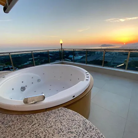 Villa Luxus Pool Whirlpool On The Roof