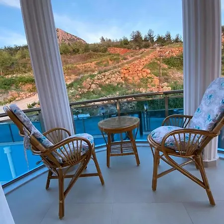 Luxus Pool Whirlpool On The Roof Villa Alanya